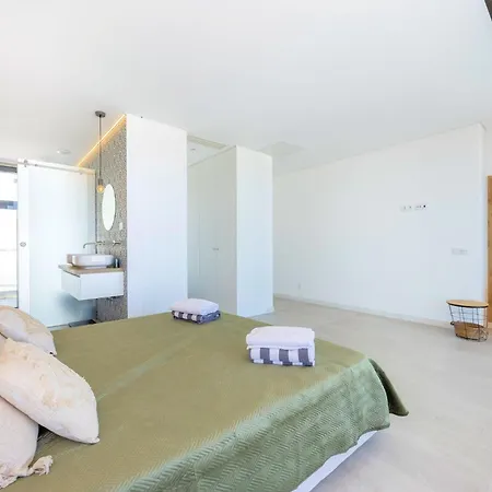 Vista Sea Views Heated Pool Walk To Marina * Albufeira